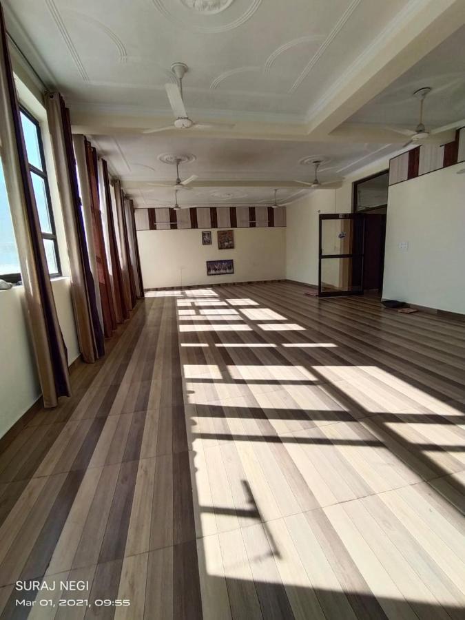 Hotel Vishla Palace By Uttarakhand Hotel Hospitality Narendra Nagar Εξωτερικό φωτογραφία